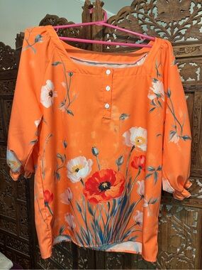 Floral Women’s vibrant oriental poppy flowers orange Button-Front Blouse